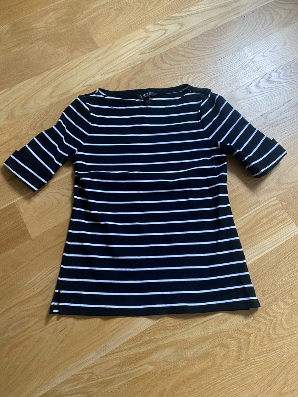 Lauren Ralph Lauren Black and White Boatneck Elbow Sleeve Tee in Size M
